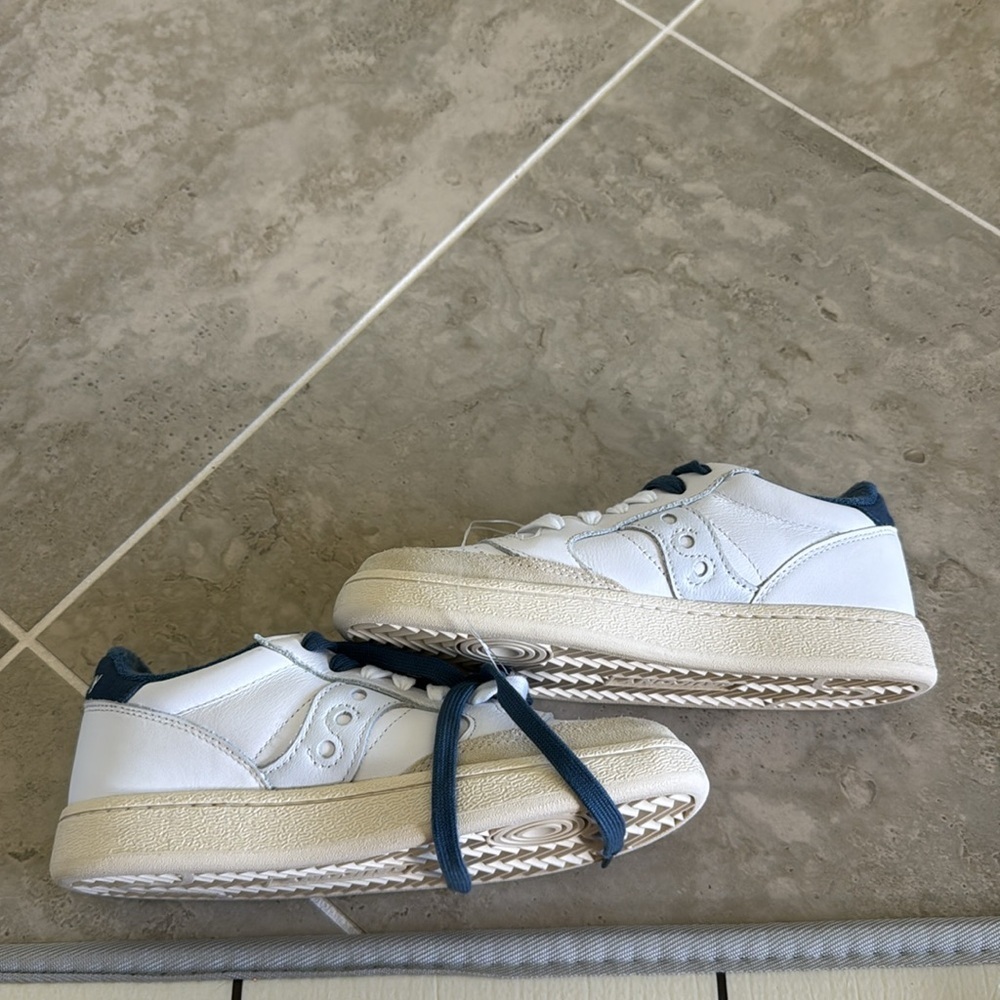 Saucony Jazz Court Sneakers NWOT - Picture 6 of 7